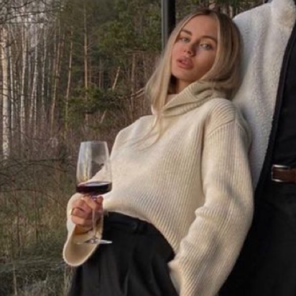 Meet your Posher, Delilah